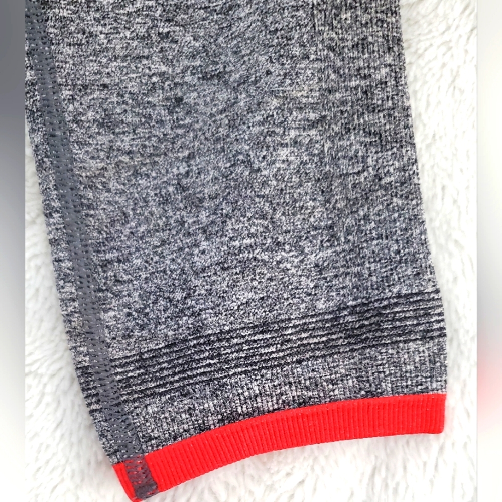 Athleta Andes High Rise Seamless Tight Gray with Red Trim| Size: S - Picture 4 of 12